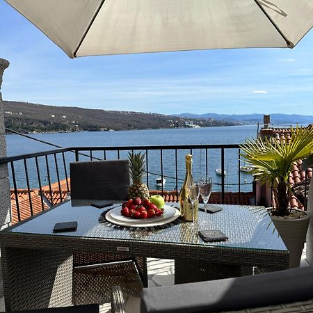 Villa Volos Apartment Karmen With Roof Terrace, Sea View, Free Private Parking Opatija Luaran gambar